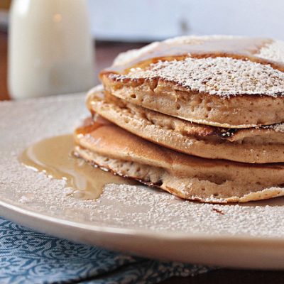 Cinnamon Buttermilk Pancakes (Extra Fluffy!)