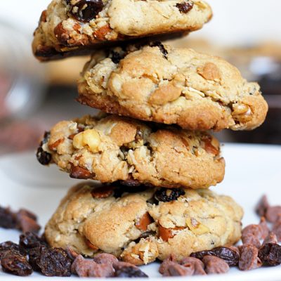 Cinnamon Raisin Walnut Oatmeal Cookies