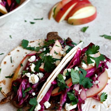 Cider Flank Steak Tacos with Red Cabbage Apple Slaw | Fabtastic Eats