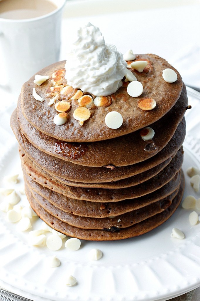 White Chocolate Gingerbread Pancakes | Fabtastic Eats