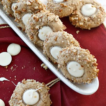 Eggnog, White Chocolate, and Pecan Cookies | Fabtastic Eats