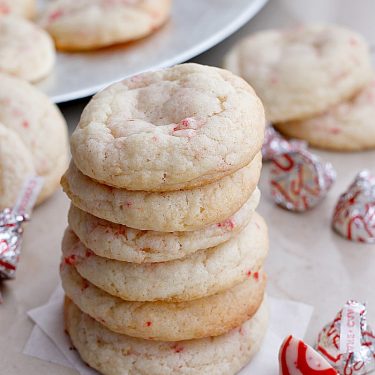 Peppermint Kiss Lemon Sugar Cookies | Fabtastic Eats