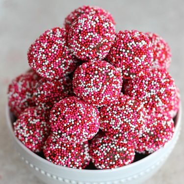 Chocolate Cinnamon Ricotta Truffles | Fabtastic Eats