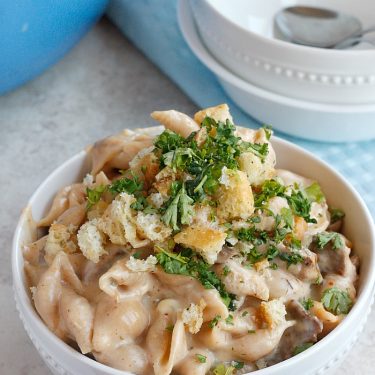 Black and Blue Mac and Cheese | Fabtastic Eats
