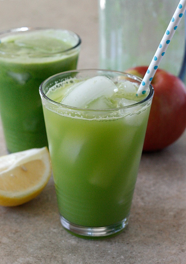 Lean, Mean, Green Juice! | Fabtastic Eats