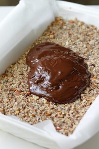 Dark Chocolate Coconut Granola Bars (Healthy!) | Fabtastic Eats