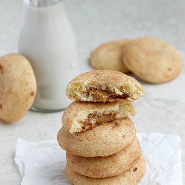 Biscoff Stuffed Vanilla Bean Snickerdoodles | Fabtastic Eats