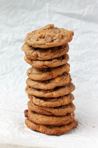 Brown Butter Cinnamon Butterscotch Cookies | Fabtastic Eats