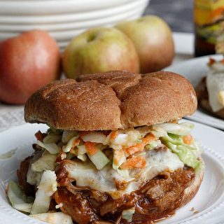 BBQ Apple Pulled Pork Sandwiches | Fabtastic Eats