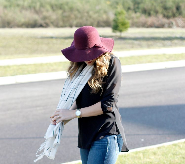Burgundy & Black | Belle Vie