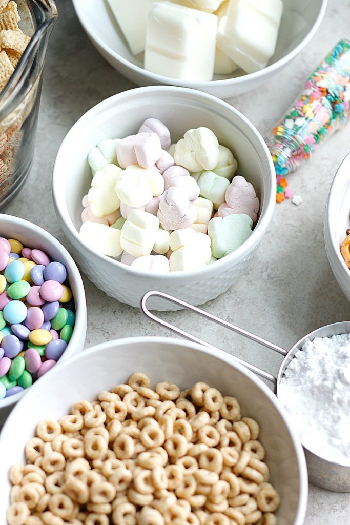 Easter Bunny Snack Mix | Belle Vie Blog