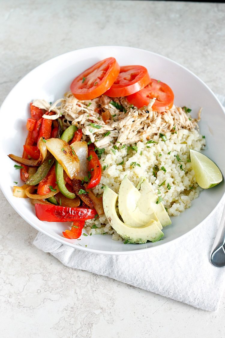 Chicken Fajita Bowls (gluten-free, paleo) | Belle Vie