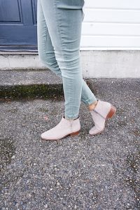 The Olive Skinnies you NEED!
